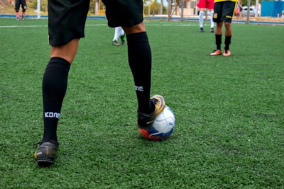 نادي برينتفورد ضد ليفربولمواجهة مثيرة في الدوري الإنجليزي